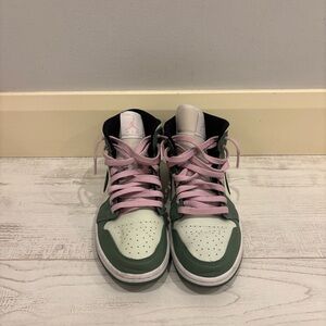 Mid se dutch green jordan air green and pink